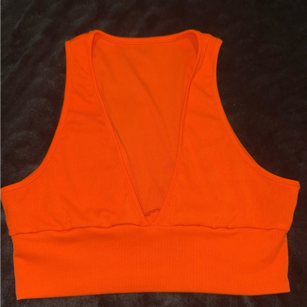 Crop top - Picture 2 of 2
